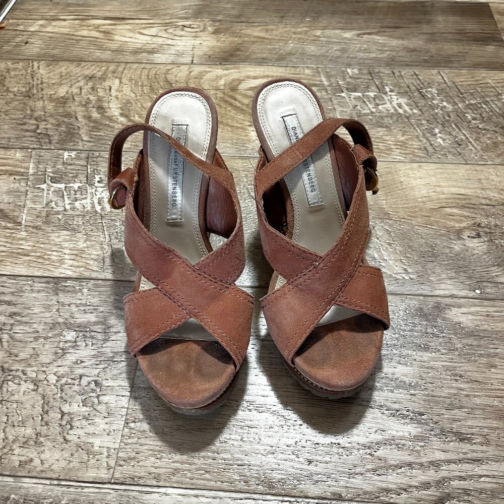 Diane Von Furstenberg Women's Sylvia Wedge